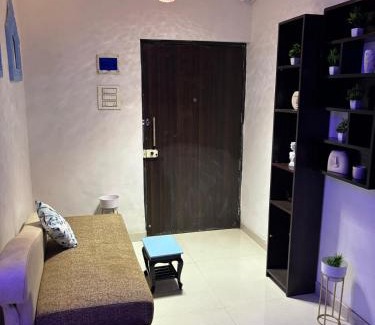 Jogeshwari West Appartement | Ivy Splendour Blu Private Studio, Oshiwara, Mumbai