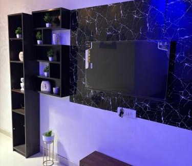 Jogeshwari West Appartement | Ivy Splendour Blu Private Studio, Oshiwara, Mumbai