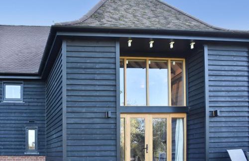 Saffron Walden Maison | Ivy Todd Barn