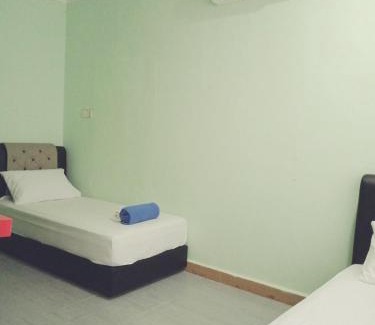 Kampung Nail Hôtel | IZ Budget