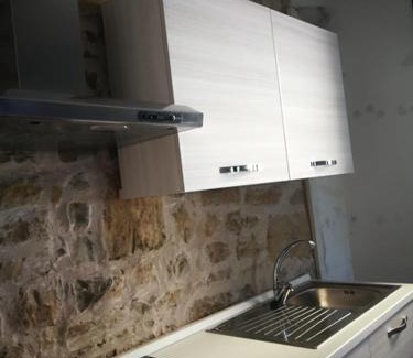 Serramazzoni Maison | IZZ1 Apartments - Loft Serramazzoni