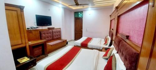 Khagaria Hôtel | J R International