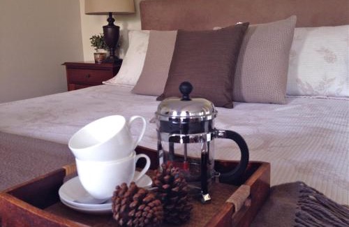 Kenmore Appartement | Jacaranda House Garden Suite