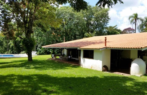 Aracoiaba da Serra Maison | Jacaranda Place 125. 000m2, siège social avec vue sur le lac, piscine, cour, verger