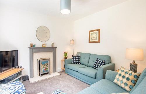 Knighton Maison | Jackdaw Cottage