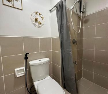 Las Pinas Appartement | Jacoolzzi staycation