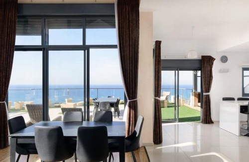 Netanya Appartement | Jacuzzi Penthouse with wide Sea View in Natanya