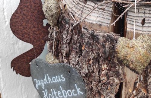 Zueschen Maison | Jagdhaus Holtebock