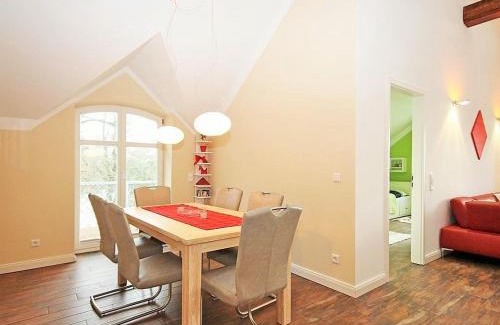 Hohen Niendorf Appartement | Jagdschloß zu Hohen Niendorf Fewo 18 ANNA LUISE