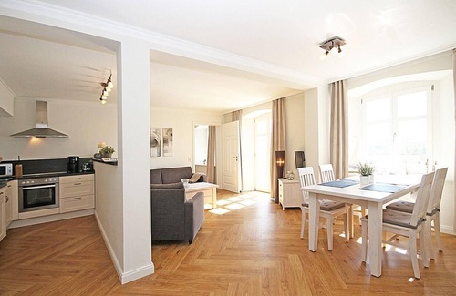 Hohen Niendorf Appartement | Jagdschloss Hohen Niendorf - Wohnung 3 Gartenwohnung