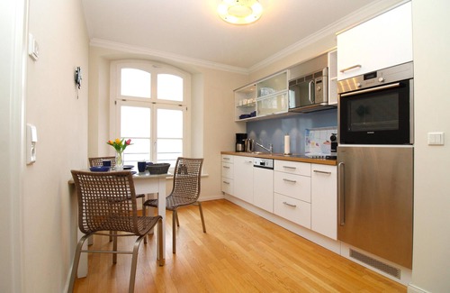 Hohen Niendorf Appartement | Jagdschloss WE 13: modern and high-quality furnished 2-room apartment