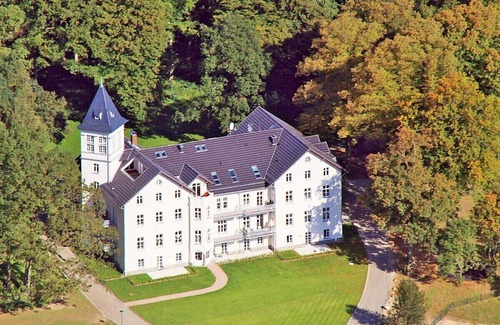 Hohen Niendorf Appartement | Jagdschloss WE 21: exclusive 3-room apartment with high-quality furnishings