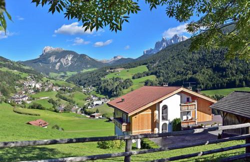 Funes Appartement | Jaiterhof