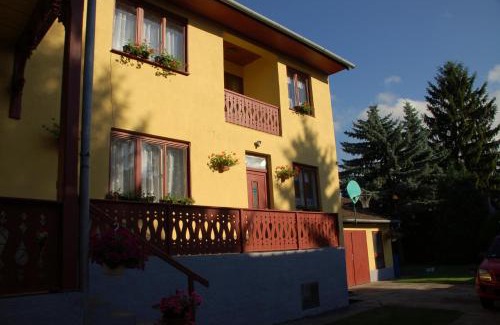 Nagymaros Appartement | Jakus Ház