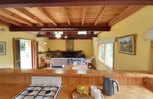 Mount Wilson Maison | JALSCENE - a stunning, eco friendly home. SPECIALS ON NOW !