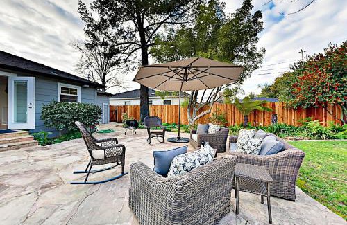 Junior College Neighborhood Association Maison | James House
