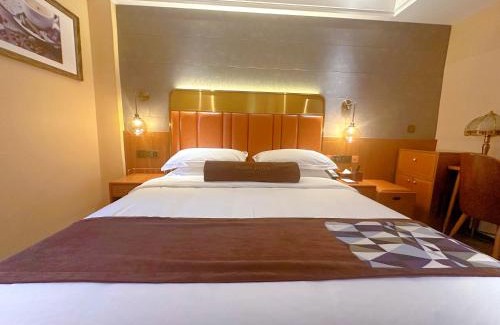 Zhonglou Shangquan Hôtel | James Joyce Xi'an Bell Tower Metro Station Muslim Street