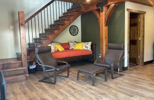 Ponce De Leon Cabine | James River Hideout