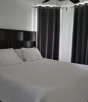 St.Bran's Burg Appartement | Jamrock Place