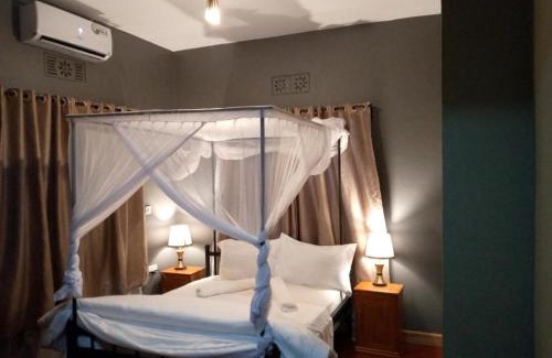 Mto wa Mbu Appartement | Jangwani River View Suits