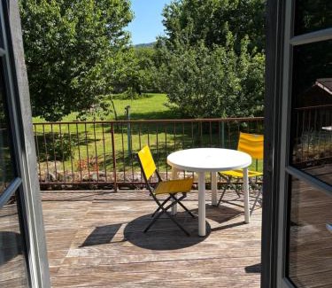 Beaulieu-sur-Dordogne Maison | Jardin de la rivière