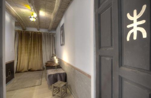 Bou Tharar Hôtel | Jardin de la source