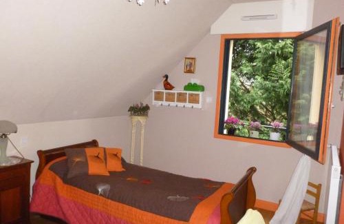 Combourg Lit Et Petit-Déjeuner | Jardin du Levant
