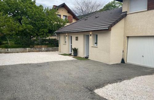 La Ravoire Maison | Jardin privé 1