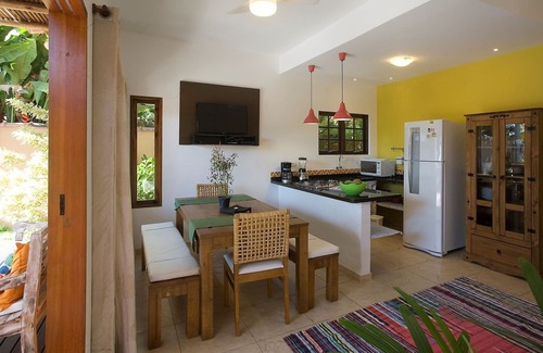 Jabaquara Maison | Jasmim in front of the beach, 5 suites, pool & BBQ, only 1 km from old town.