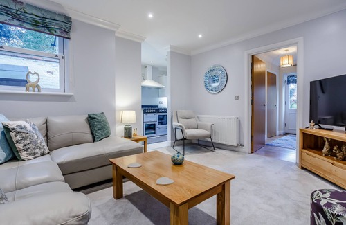 Chipping Campden Cottage | JASMINE COTTAGE, family friendly in Mickleton, Gloucestershire