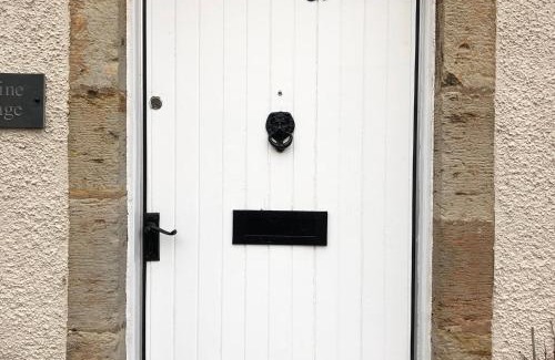 Kilconquhar Appartement | Jasmine Cottage, sleeps 6 near Elie, with garden