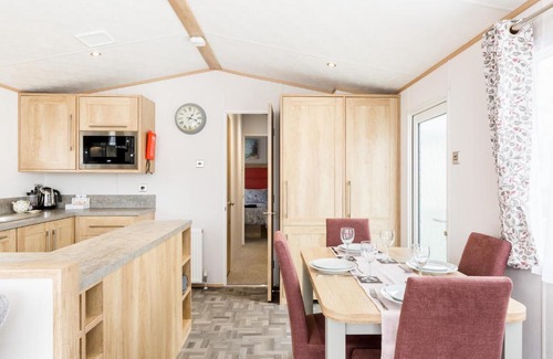 South Cerney Chalet De Ski | Jasmine