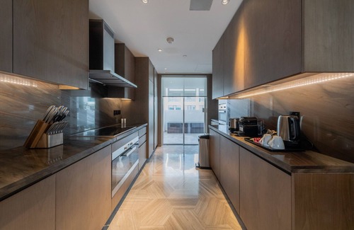 Palm Jumeirah Appartement | Jaw-dropping 3BR w/ Pvt Pool & Sea View FIVE palm
