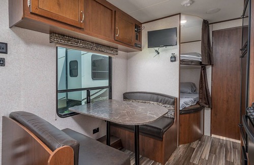 Lindale Maison | Jayco Jayflight