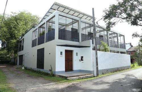 Sri Jayawardenepura Kotte Maison | Jays Guest Diyatha Waterfront