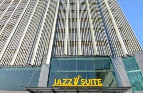 Tanjung Bungah Copropriété | Jazz Suites 171: 2-Bedroom Seaview & Hillview