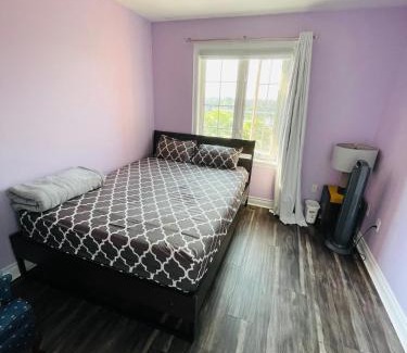 Meadowvale Village Maison | Jazzy Home Stay