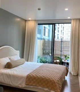 Le Chan Appartement | JB Minato Garden