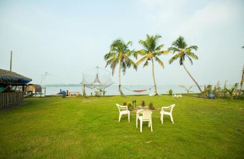 Kumbalam Maison | JC Den Private Villas Kochi by VOYE HOMES