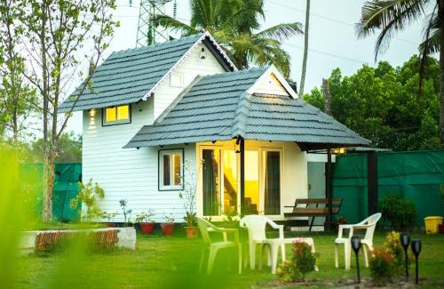 Kumbalam Maison | JC Den Private Villas Kochi by VOYE HOMES