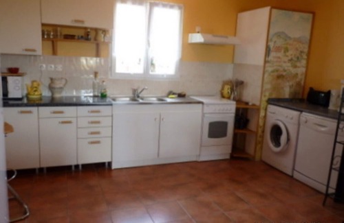 Saint-Jean-de-Crieulon Maison | 2 chambres, 2 salles de bain, piscine privée, jardin et vue sur le vignoble - Bliss!