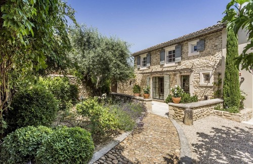 Maubec Villa | XXX