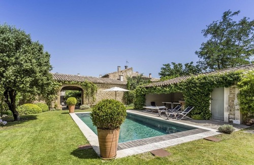 Maubec Villa | XXX