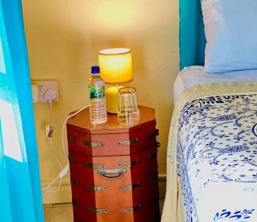 St. George's Appartement | Jealous Mountain Bed-Sit