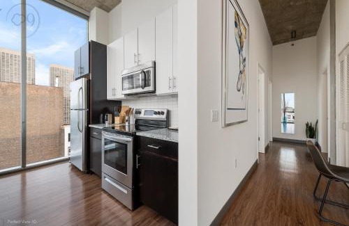 West Loop Gate Appartement | Jeffjack Heated Pool Penthouse in Chicago's West Loop