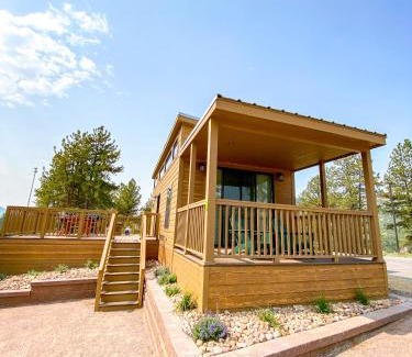 Larkspur Autre | Jellystone Park™ at Larkspur