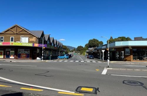 Raumati Beach Maison | Jen's Oasis