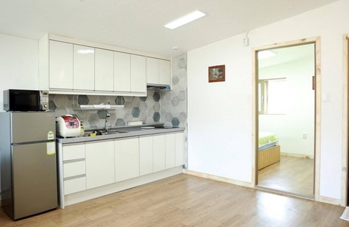 Jeongeup Maison | Jeongeup Brahms Pension A
