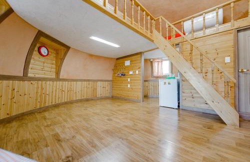 Jeongseon Maison | Jeongsun Hayandom Pension