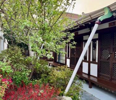 Jeonju Maison | Jeonju Gaindang Hanok Stay